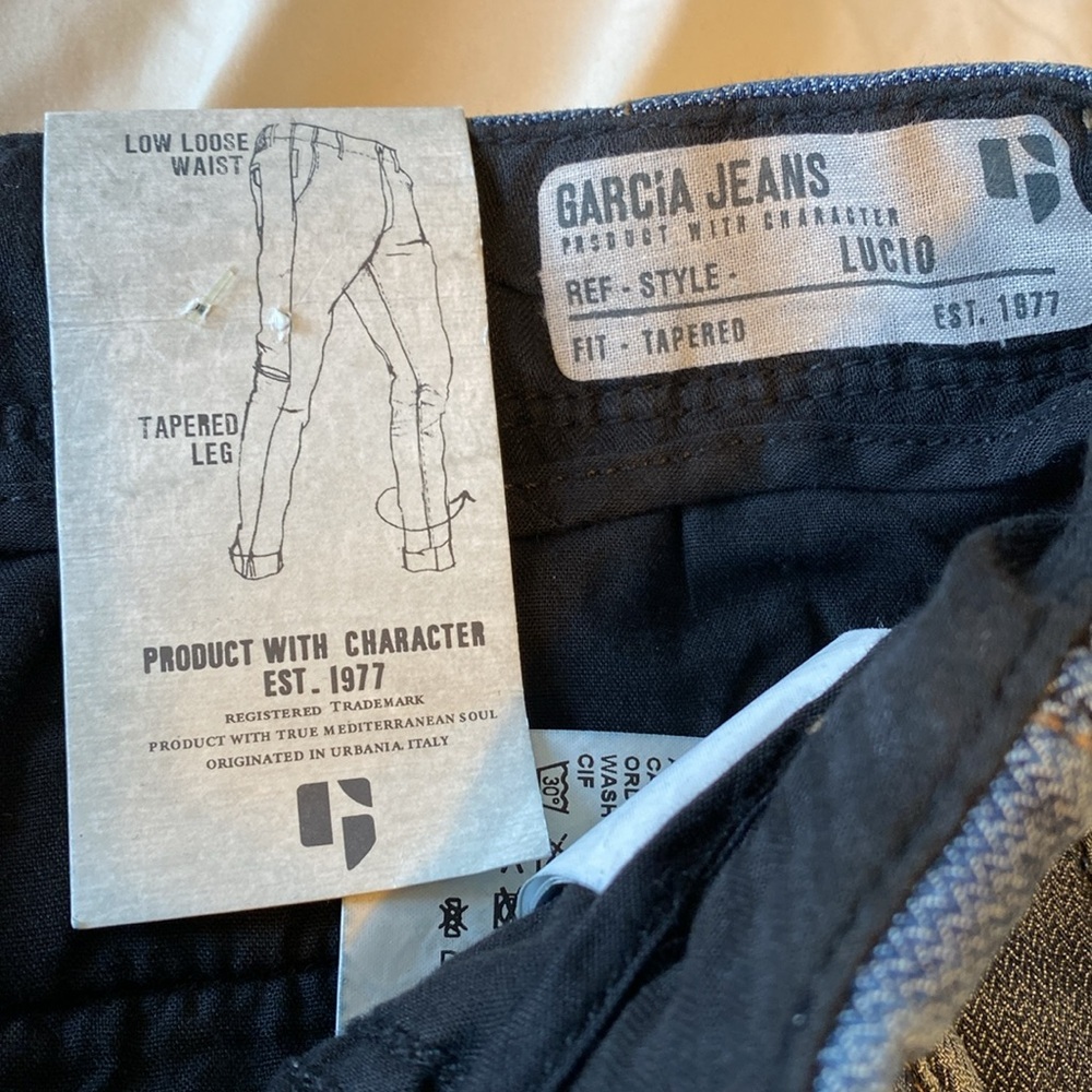 BNWT men’s jeans - Picture 3 of 6